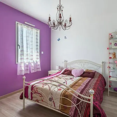 La Maison Du Payre - 6-8 People - Garden & Parking